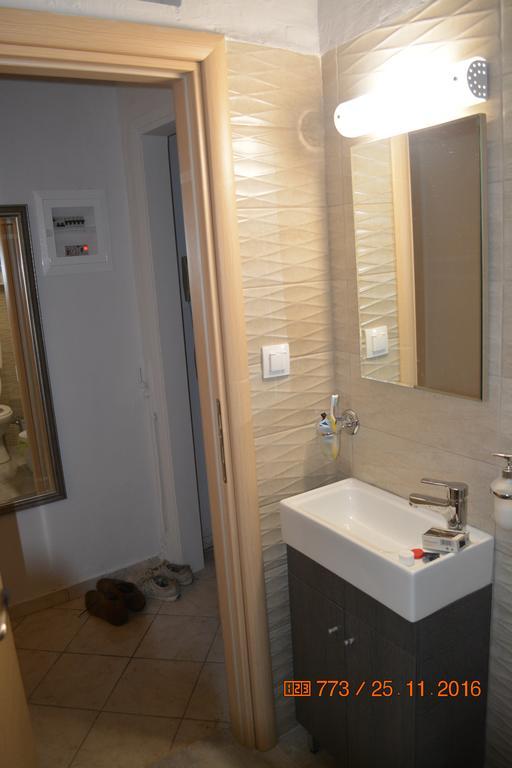 Easy City Room Tesalonika Bagian luar foto